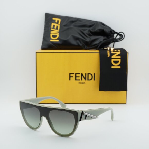 Fendi FE40150I 95P Shield Sunglasses - Shiny Green/Green Gradient main image 7